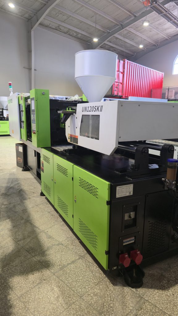 دستگاه تزریق پلاستیک 120 تن ایزومی