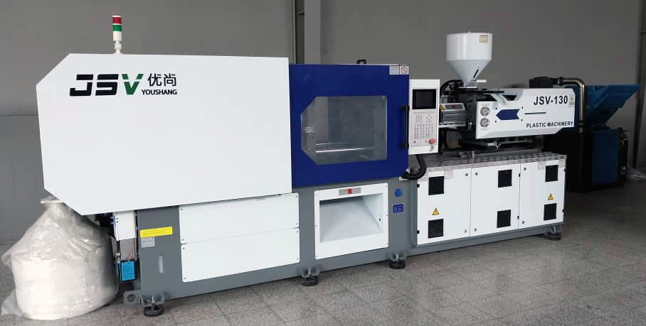 دستگاه تزریق پلاستیک دست دوم 1 دستگاه تزریق پلاستیک یوشانگ ۱۳۰ تن